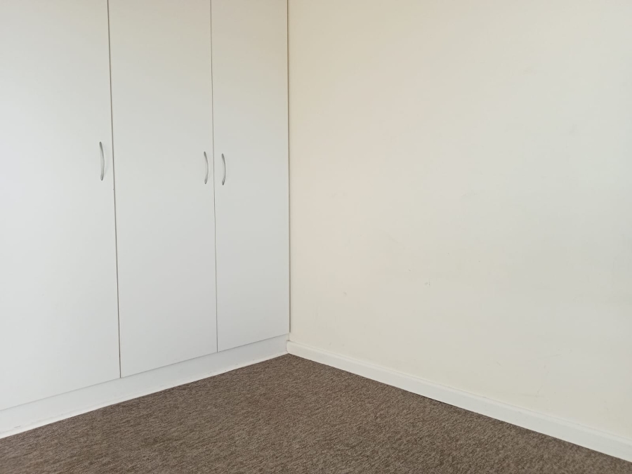2 Bedroom Property for Sale in Kidds Beach Eastern Cape